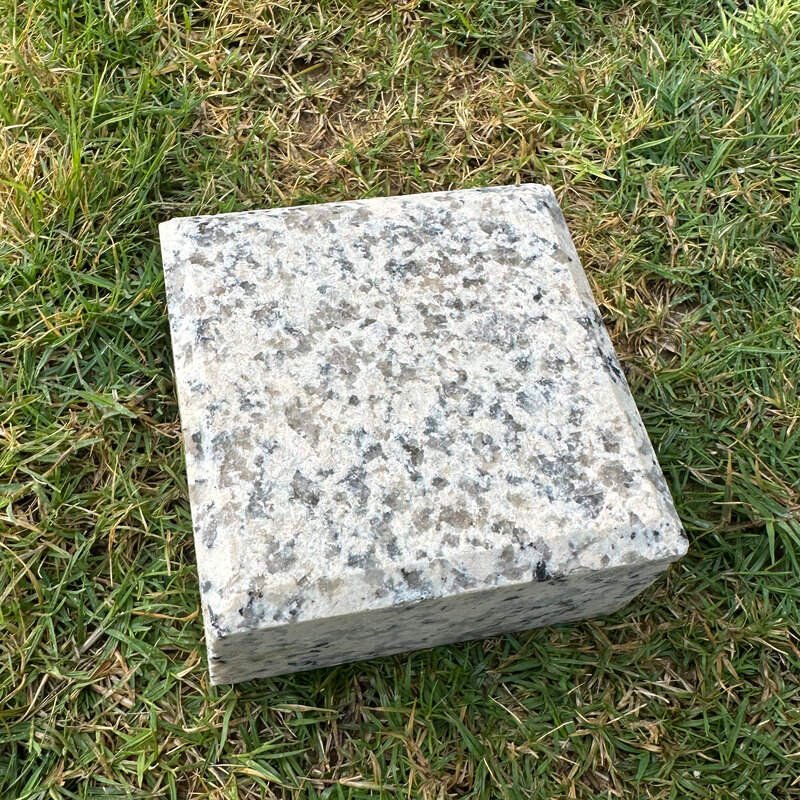 yellow Granite cobblestone chemfered edge